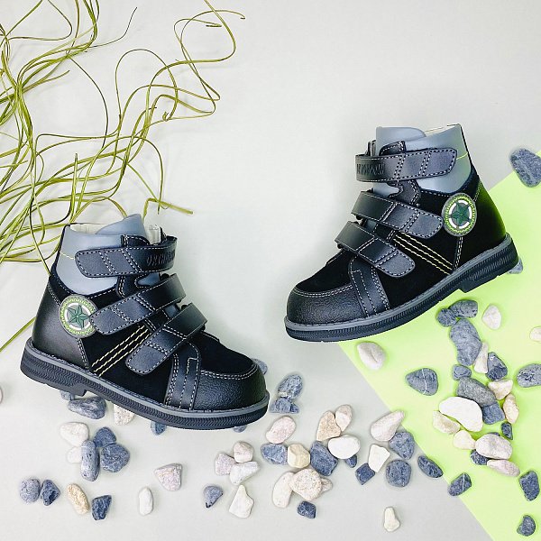 Детские ботинки ORTHOBOOM 81054-01 ярко-черный с серым