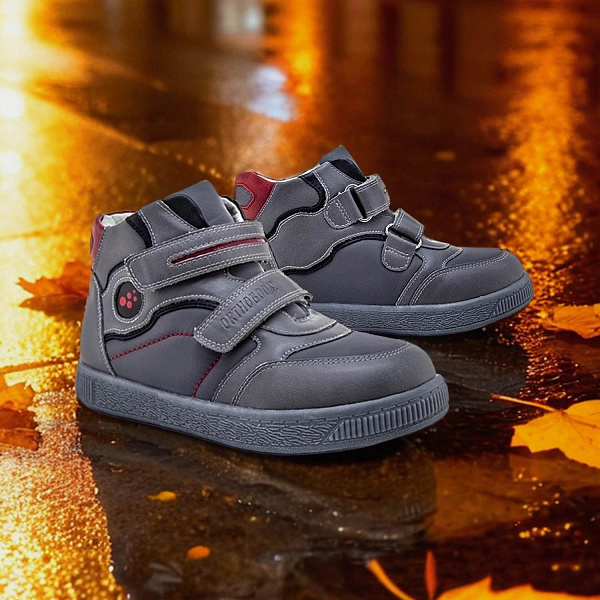 Детские кеды Orthoboom 87054-02 серый с черным, с красным